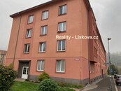 Pronájem bytu 2+1 v Ústí nad Labem Střekově ul. Těšínská, cena 9500 CZK / objekt / měsíc, nabízí 