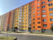 Prodej bytu 3+1, 72 m2, Klášterec nad Ohří, ul. Okružní, cena 2690000 CZK / objekt, nabízí 