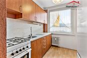 Prodej bytu 3+1, 76 m2, Ústí nad Labem - Krásné Březno, ul. V Oblouku, cena 2540000 CZK / objekt, nabízí